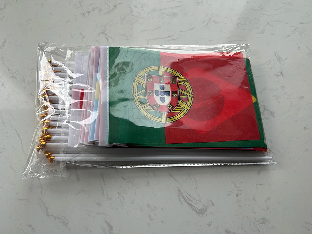 Flaggen-Set zur Fußball-Weltmeisterschaft 2026 – 48 Nationen